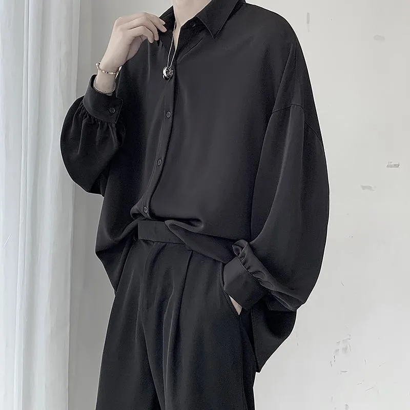 Black Long-sleeved Shirts