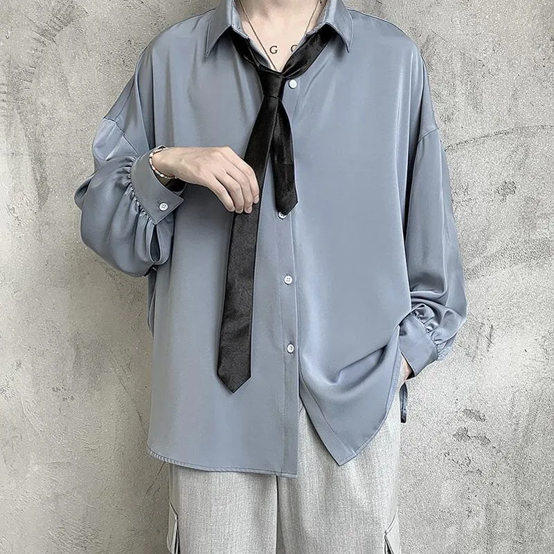 Black Long-sleeved Shirts