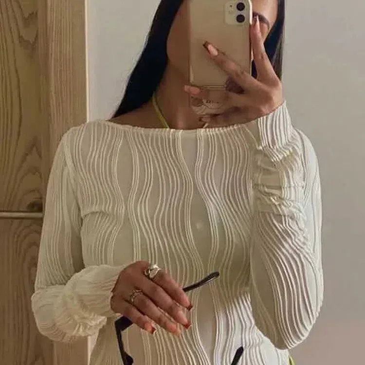 Chic Y2K Ruched Long Sleeve Casual T-Shirt for Women - Slim Fit Cropped White Tee for Autumn Fashion