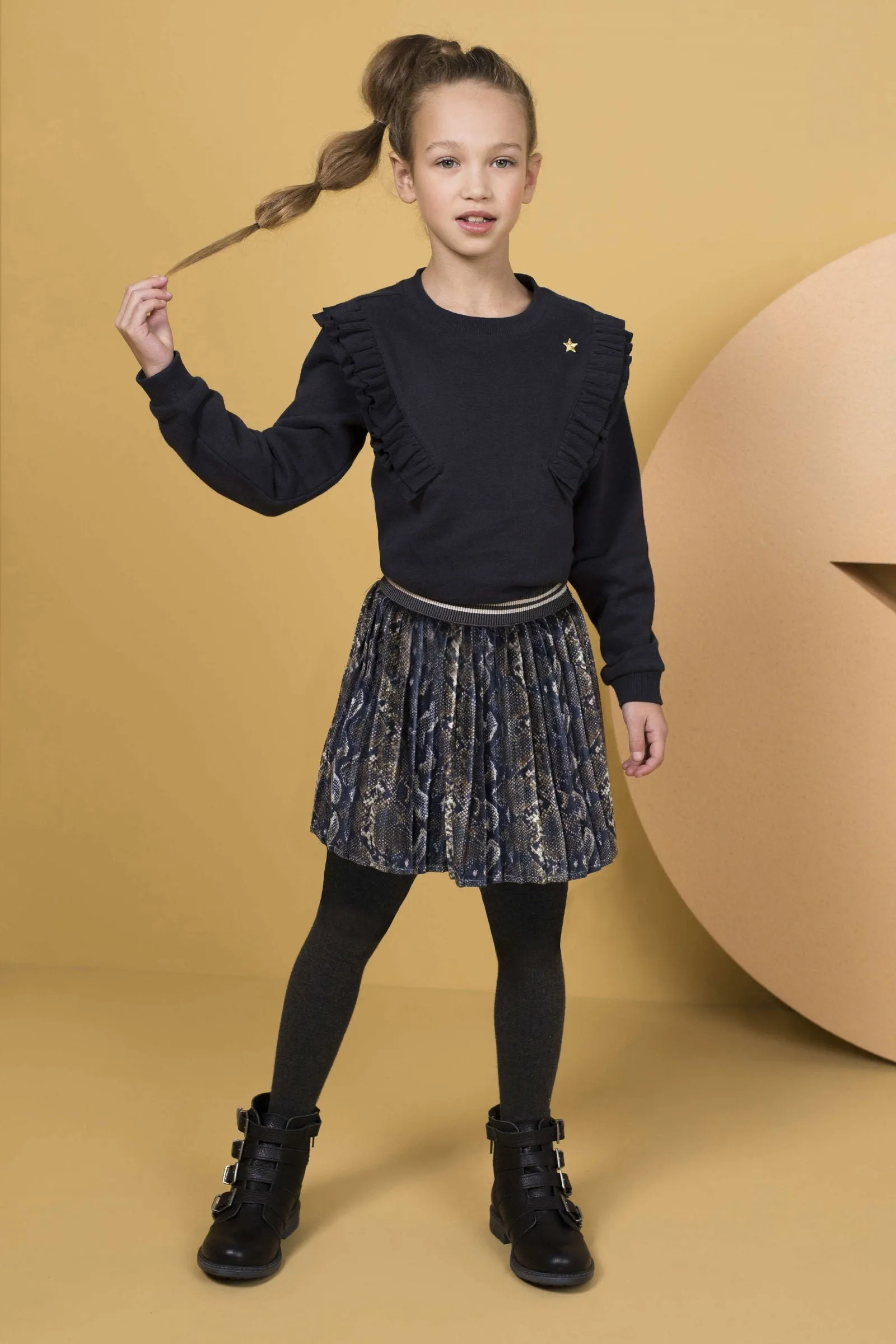 Flo Flo girls sweater fancy rib ruffle