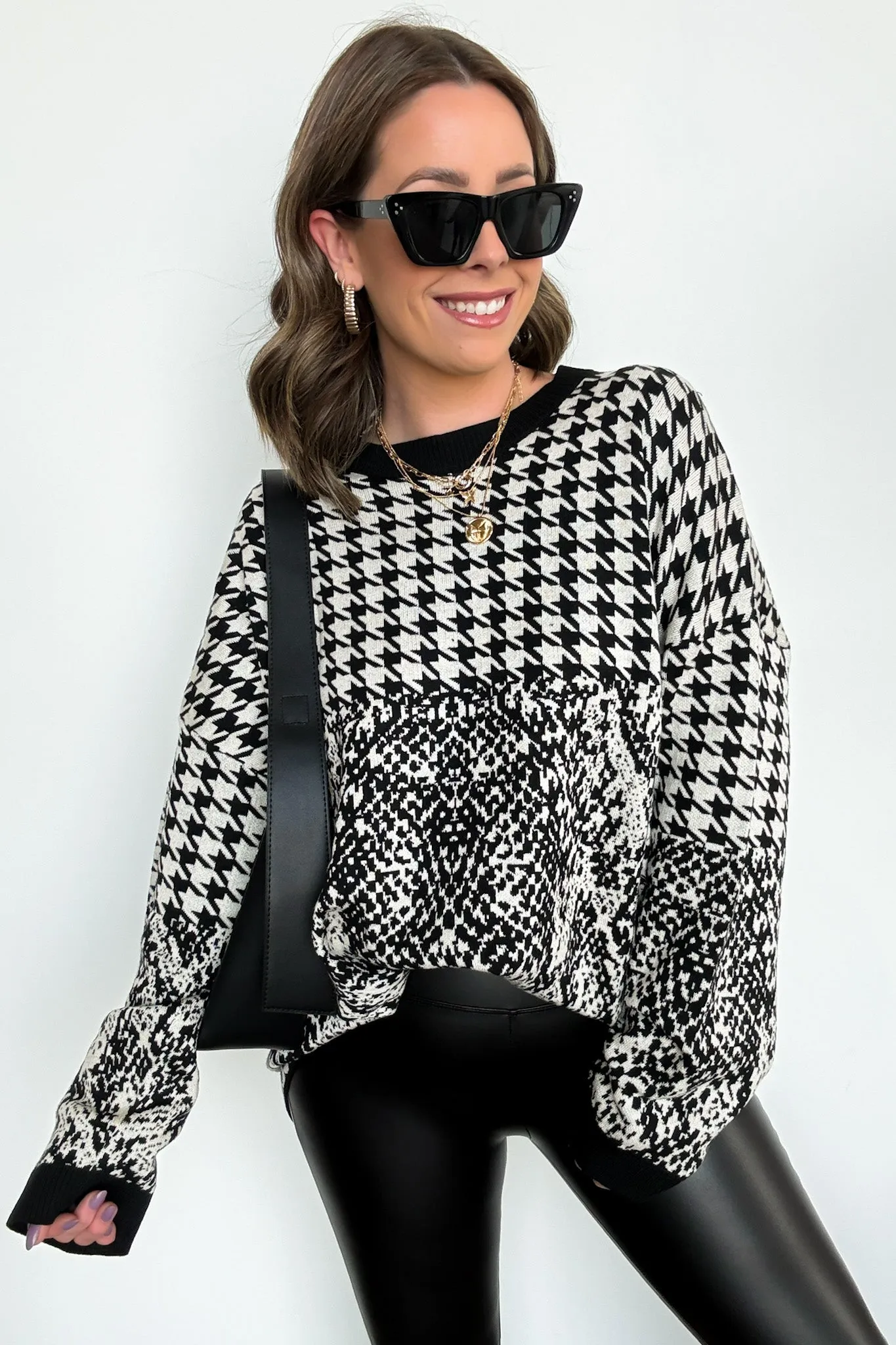 Iconic Ways Contrast Knit Pattern Sweater