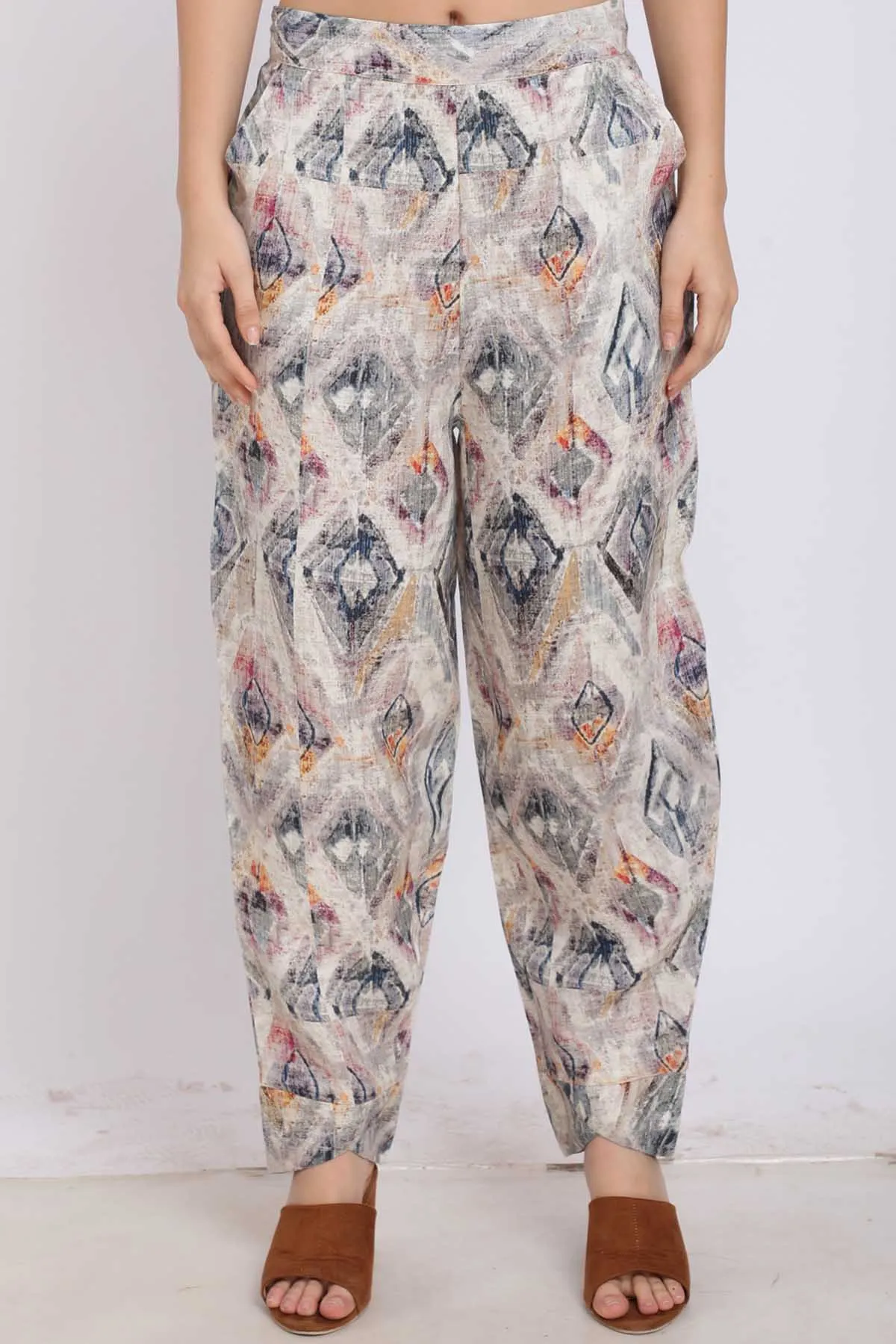 Mosaic Printed Pleated Pants