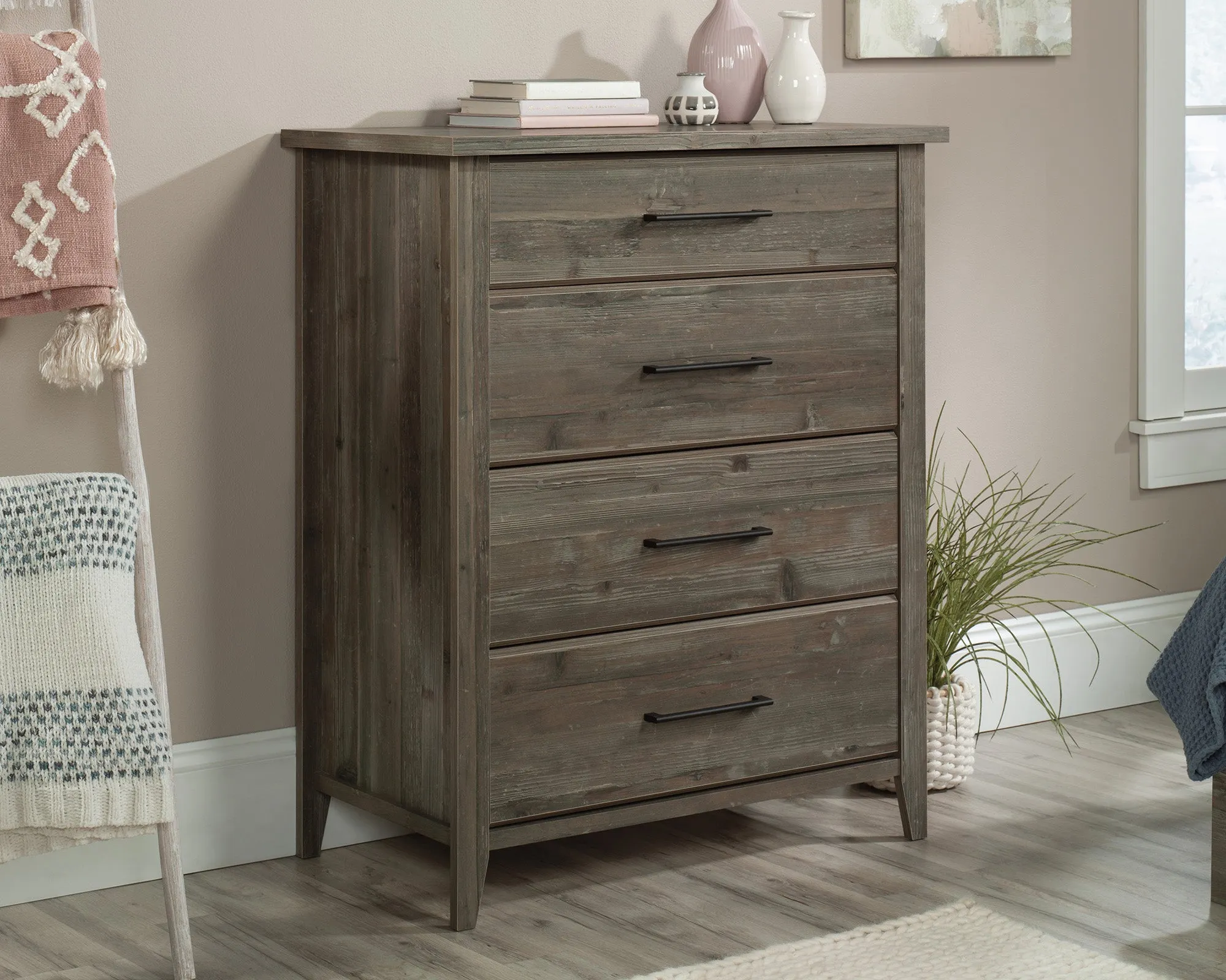 Summit Station Chest Peb Pine